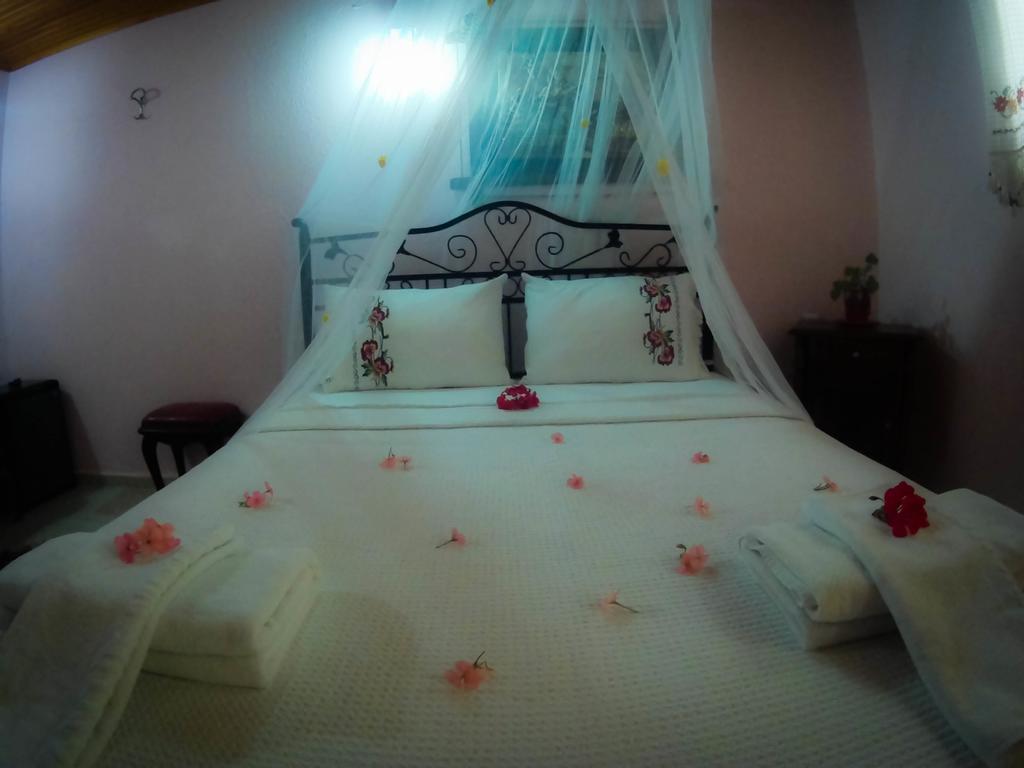 Antik Motel Alacati Exterior photo