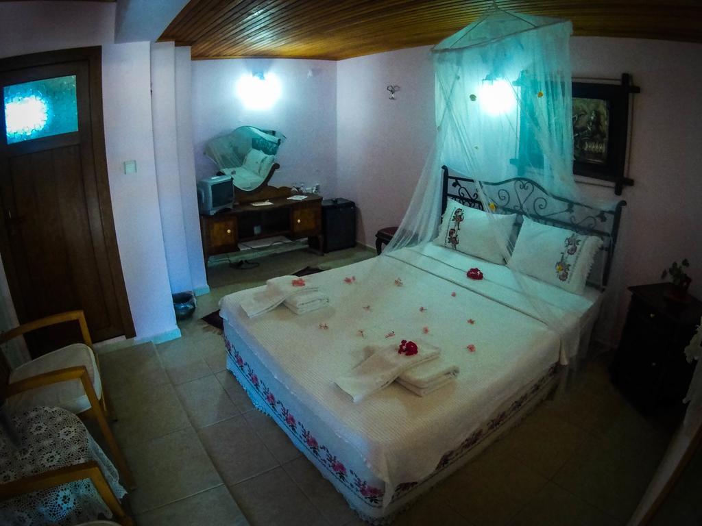 Antik Motel Alacati Exterior photo